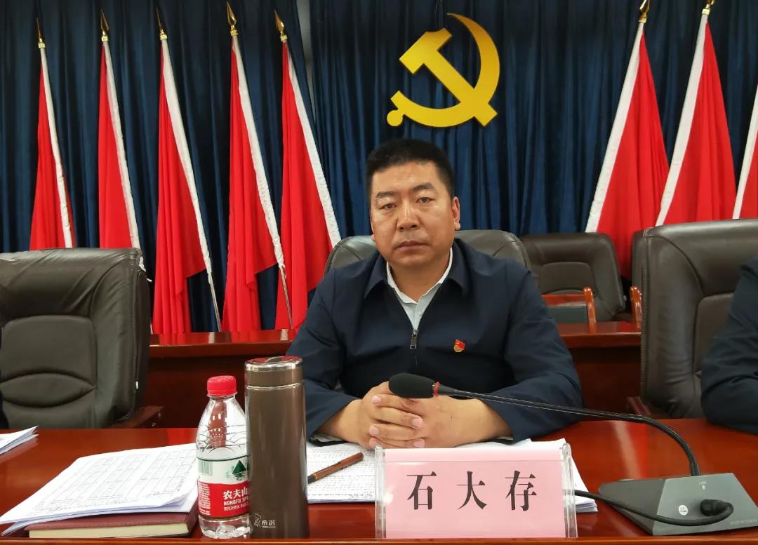 囊谦县召开脱贫攻坚与乡村振兴衔接工作推进会议