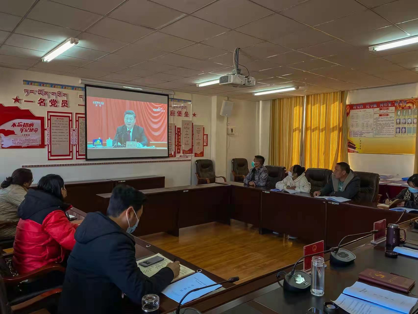 囊谦县人大常委会召开党组（扩大）会议专题学习党的十九届六中全会精神