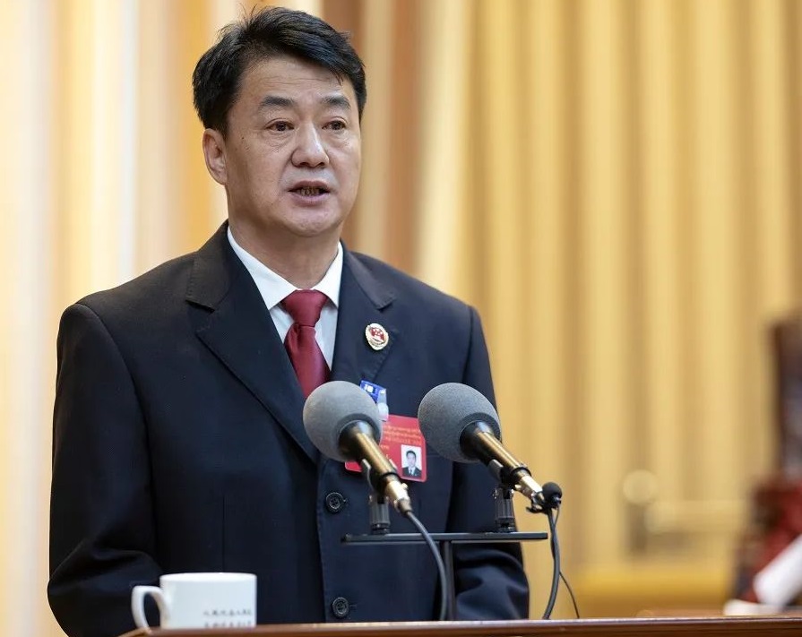 玉树藏族自治州第十四届人民代表大会第二次会议举行第二次全体会议