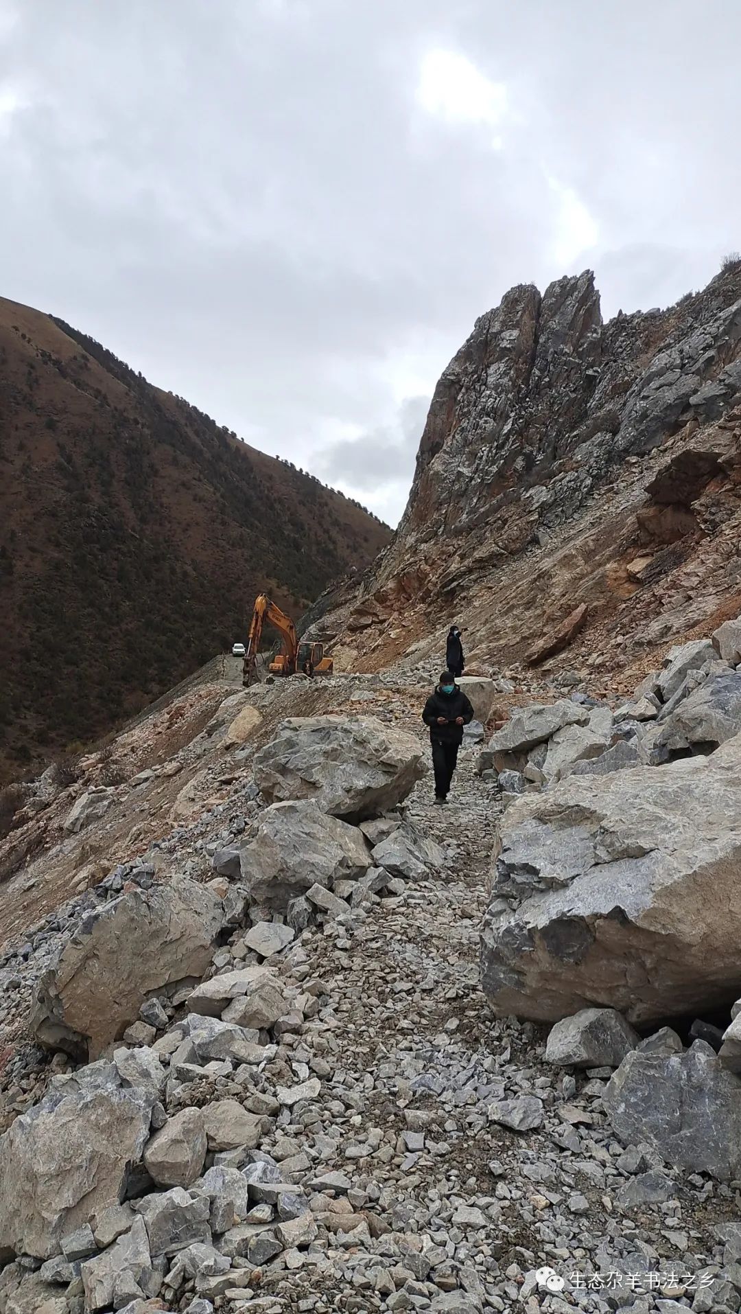 （尕羊乡）为民解忧办实事 疏通道路保畅通