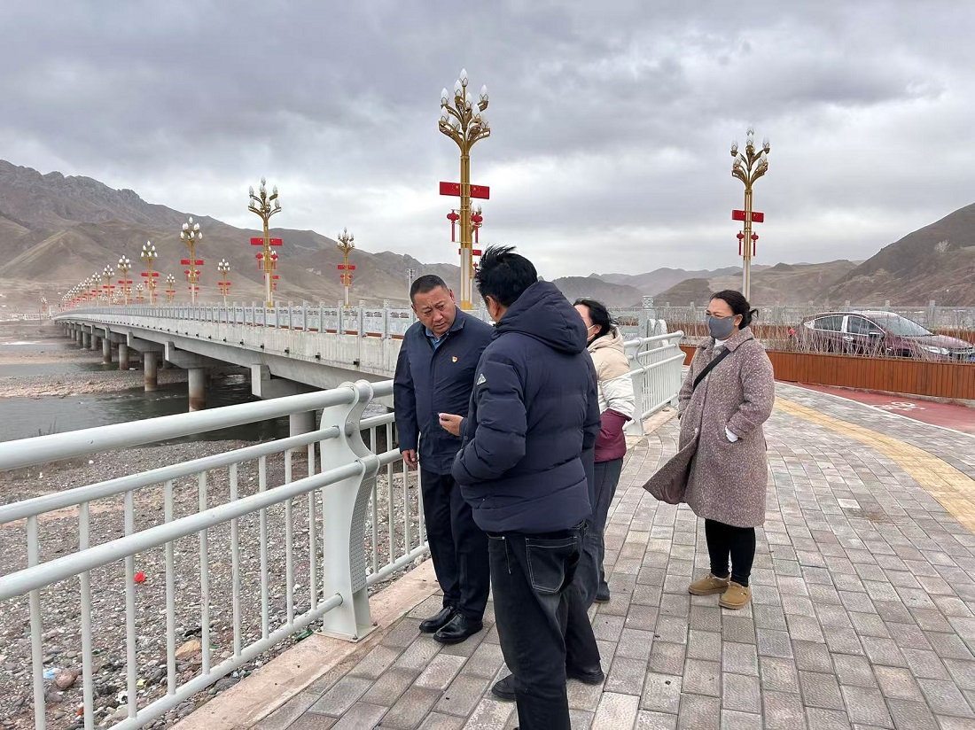 西然多杰带队督导检查河湖“清四乱” 问题整改工作
